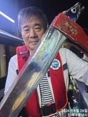 [진해] 27일새벽,내만칼치 3지씨알급까지 엄청나게잡고,금요일,일요일예약… 사진