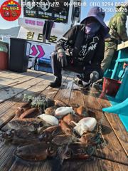 여수헌터호 30일 신발짝 갑오징어 조황 올립니다 ~11.2일 월요일 예약가능 합니다